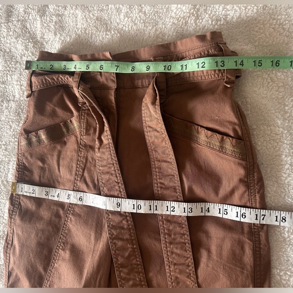 Anthropologie Ellie Utility Trousers
Pants Women's size 0 Brown
Embroidered Belt - Picture 8 of 9